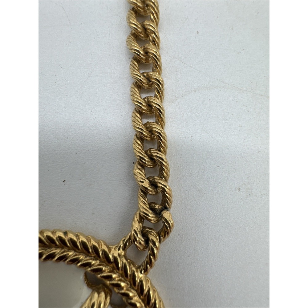 Vintage Signed Napier Chunky Nautical  Motif Beige Enamel Pendant Chain Necklace - Picture 3 of 9